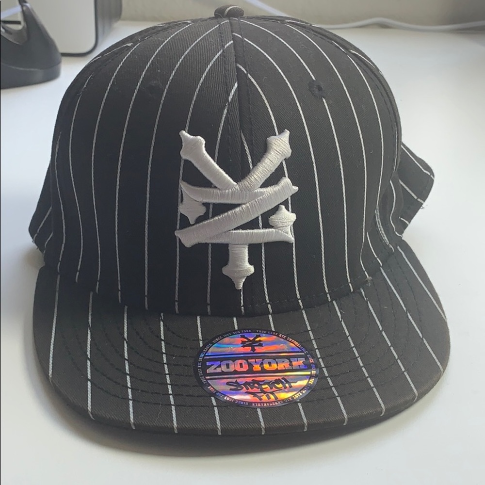 Zoo York Pinstripe Flat Bill. 5 Panel Cap